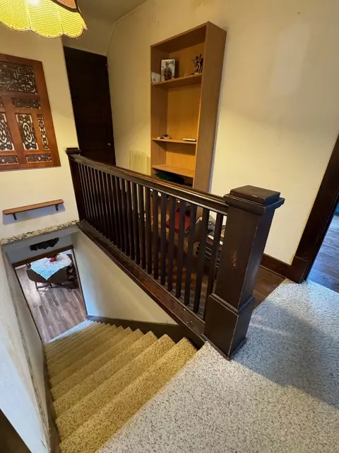 Entry Way - 1121 Center St, Dixon, IL 61021 photo 1 of 1