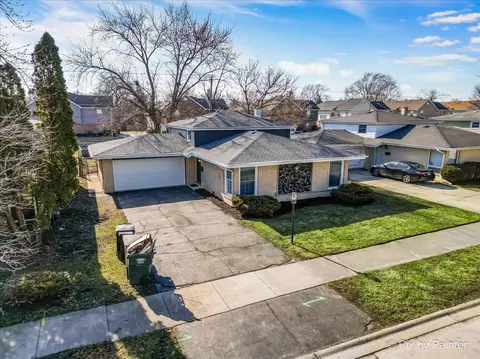 Exterior - 15528 Sunset Dr, Dolton, IL 60419 photo 9 of 10
