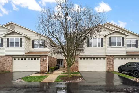 350 Chesterfield Ct, Oswego, IL 60543