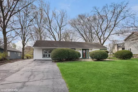903 Lincoln Ln, La Grange Highlands, IL 60525