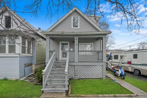 Exterior - 914 E 92nd Pl, Chicago, IL 60619 photo 9 of 11
