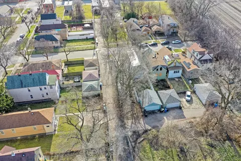 View/Area - 914 E 92nd Pl, Chicago, IL 60619 photo 3 of 4
