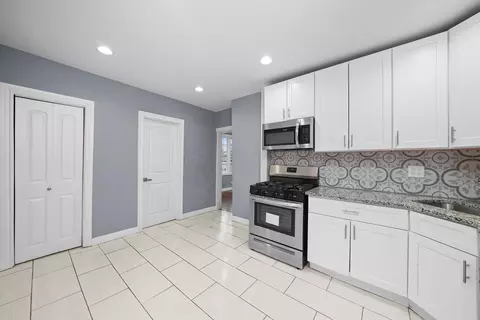 Kitchen - 914 E 92nd Pl, Chicago, IL 60619 photo 6 of 6