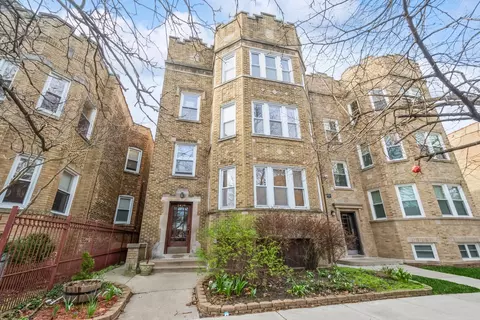 2429 W Fargo Ave #3, Chicago, IL 60645
