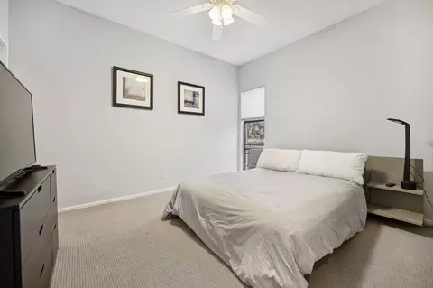 Bedroom - 989 Forestway Dr, Glencoe, IL 60022 photo 5 of 5