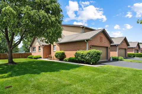 182 Ashley Way, Bloomingdale, IL 60108