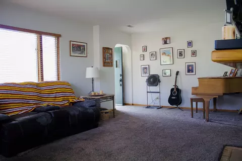 Living - 1210 Croxton Ave, Bloomington, IL 61701 photo 2 of 5