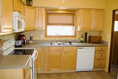 Kitchen - 1210 Croxton Ave, Bloomington, IL 61701 photo 2 of 3