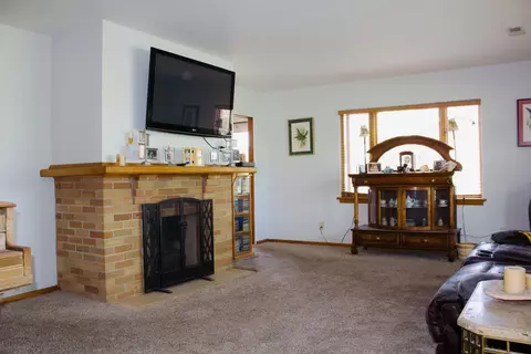 Living - 1210 Croxton Ave, Bloomington, IL 61701 photo 1 of 5