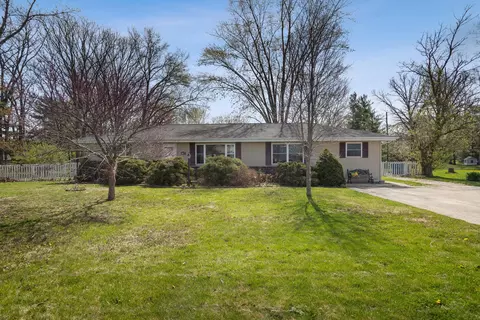 819 E Old Route 47, Monticello, IL 61856