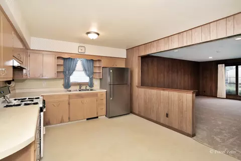 3701 W Anne St, Mchenry, IL 60050 photo 6