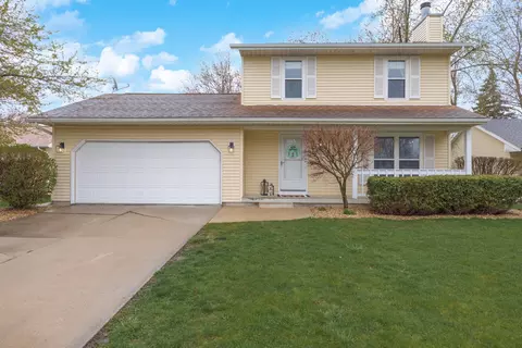 1205 Brentwood Ct, Normal, IL 61761