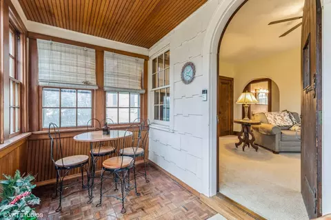 Dining - 512 Holly St, Elgin, IL 60123 photo 1 of 1