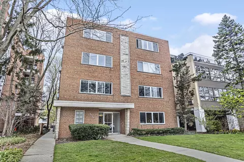 2722 Central St #2W, Evanston, IL 60201