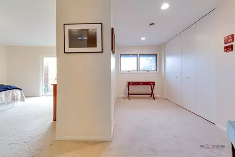 Entry Way - 1731 Wildberry Dr #E, Glenview, IL 60025 photo 3 of 3