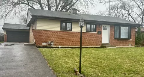 327 E Jeffery Ave, Wheeling, IL 60090