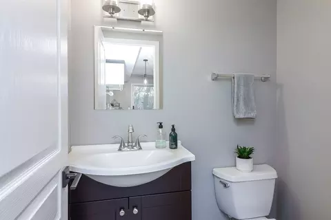 Bath - 1313 Summersweet Ln, Bartlett, IL 60103 photo 1 of 3