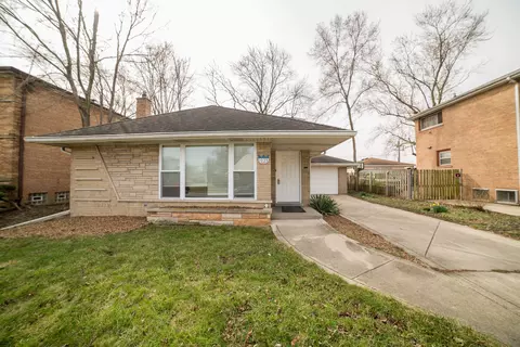 1035 E 161st St, South Holland, IL 60473