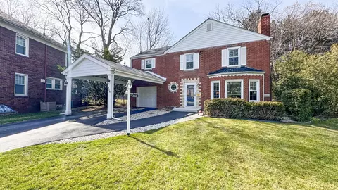 458 Glendenning Pl, Waukegan, IL 60087