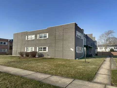 18330 Cherry Creek Dr #7, Homewood, IL 60430