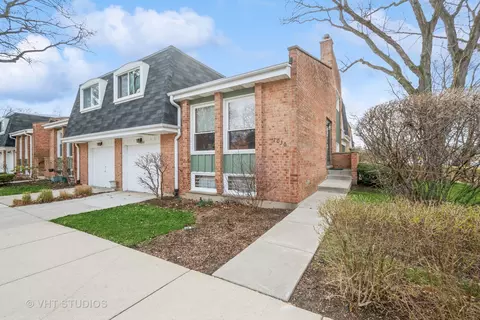 7030 N Oakley Ave, Chicago, IL 60645