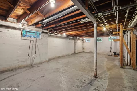Other - 5525 N Artesian Ave, Chicago, IL 60625 photo 3 of 5