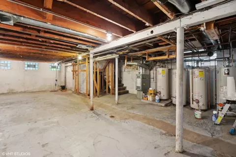 Other - 5525 N Artesian Ave, Chicago, IL 60625 photo 4 of 5