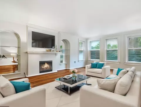 Other - 5525 N Artesian Ave, Chicago, IL 60625 photo 1 of 5