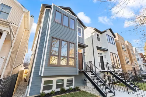 3820 N Troy St, Chicago, IL 60618