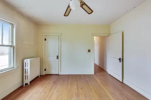 Bedroom - 302 S Hubbard St, Algonquin, IL 60102 photo 2 of 2