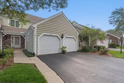 1483 Shire Cir, Inverness, IL 60067