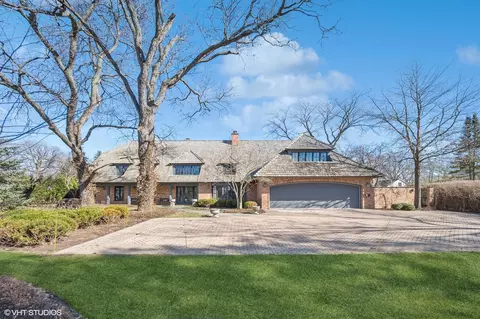 1325 Hackberry Ln, Winnetka, IL 60093