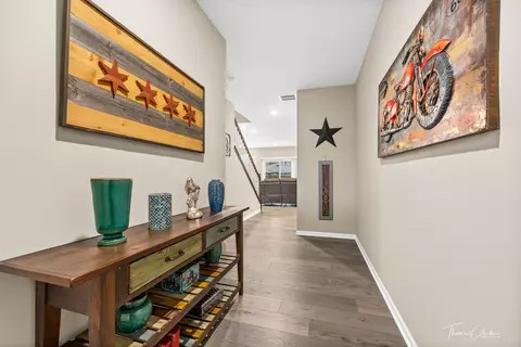 Entry Way - 2555 Geranium Way, Rolling Meadows, IL 60008 photo 2 of 4