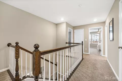 Entry Way - 2555 Geranium Way, Rolling Meadows, IL 60008 photo 4 of 4