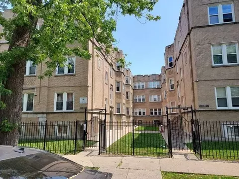 6317 N Sacramento Ave #2E, Chicago, IL 60659