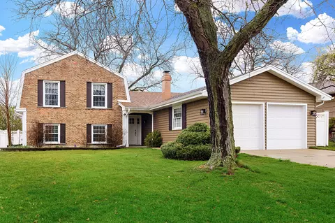 297 Byron Ave, Bloomingdale, IL 60108