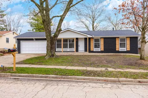 212 Concord Dr, Normal, IL 61761