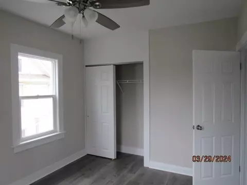 Bedroom - 1152-1154 E Maple St E, Kankakee, IL 60901 photo 4 of 4