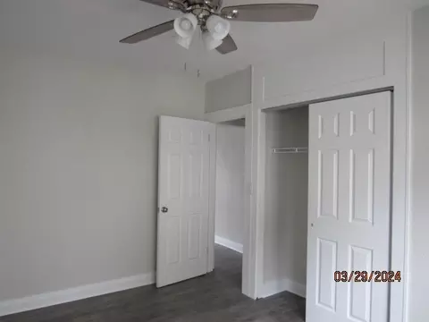 Bedroom - 1152-1154 E Maple St E, Kankakee, IL 60901 photo 1 of 4
