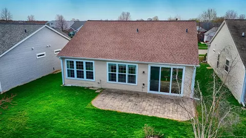 Exterior - 2836 Edgewater Dr, Elgin, IL 60124 photo 7 of 14