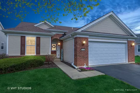 Exterior - 2836 Edgewater Dr, Elgin, IL 60124 photo 3 of 14