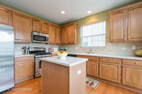 Kitchen - 2836 Edgewater Dr, Elgin, IL 60124 photo 2 of 2
