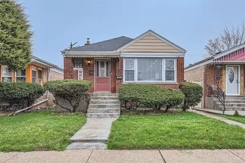 3623 W 70th St, Chicago, IL 60629