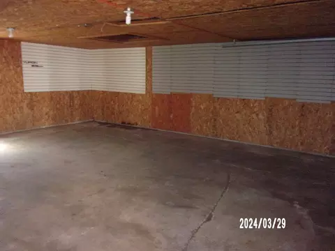 513 E Cherry St, Watseka, IL 60970 photo 11