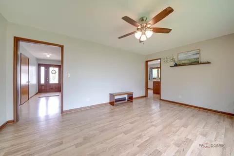 Living - 1002 Obrien St, Harvard, IL 60033 photo 2 of 2