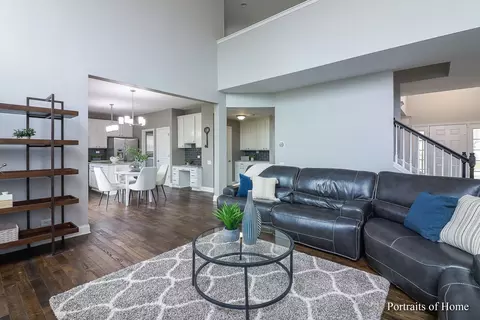 Living - 4311 Whitehall Ln, Algonquin, IL 60102 photo 3 of 5