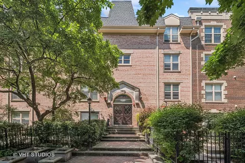 830 Forest Ave #B, Evanston, IL 60202