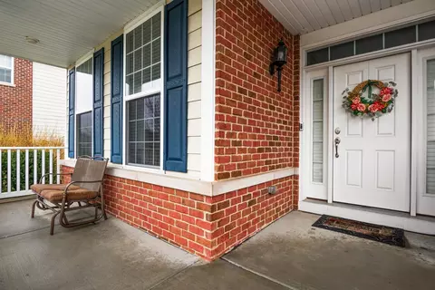 3697 Thornhill Dr, Elgin, IL 60124 photo 5