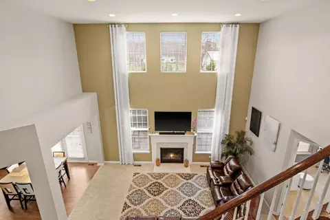 3697 Thornhill Dr, Elgin, IL 60124 photo 21