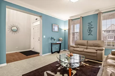 3697 Thornhill Dr, Elgin, IL 60124 photo 7